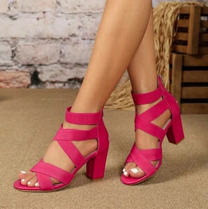 Red Roman Style Sandals With Chunky High Heels, Elastic Cross Straps And Zipper